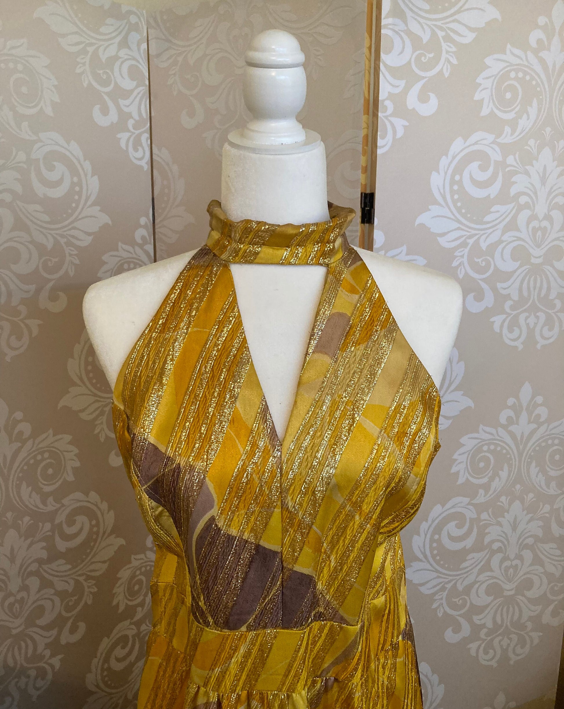 Sexy , Groovy Gold 70s vintage evening dress