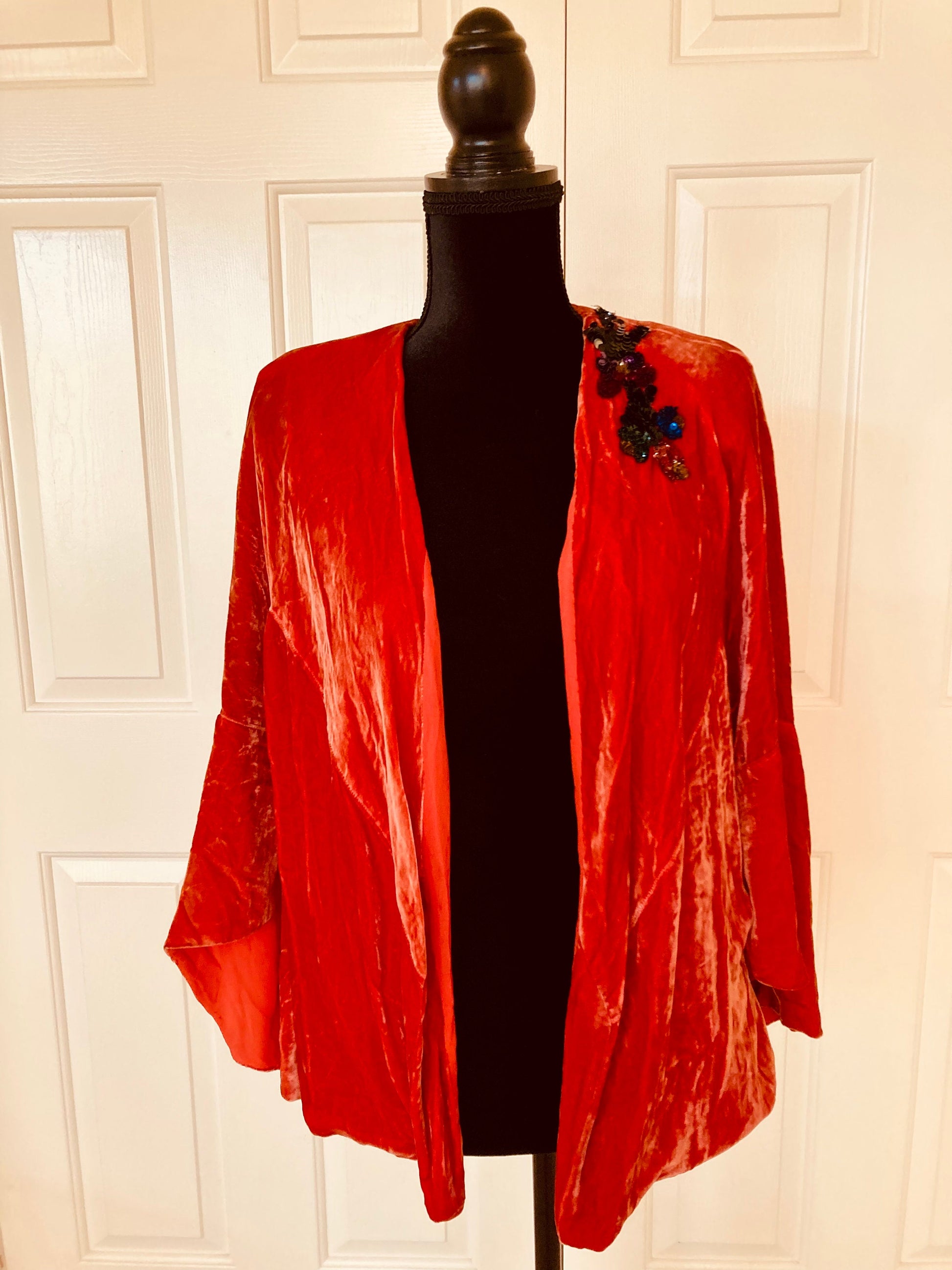 Pretty vintage 20s red/ orange crushed velvet jacket